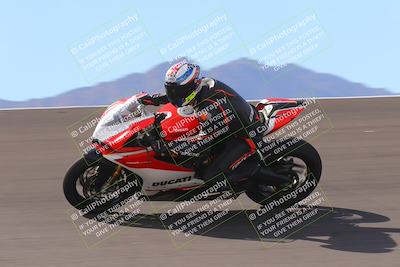 media/Nov-05-2022-SoCal Trackdays (Sat) [[f8d9b725ab]]/Bowl (1145am)/